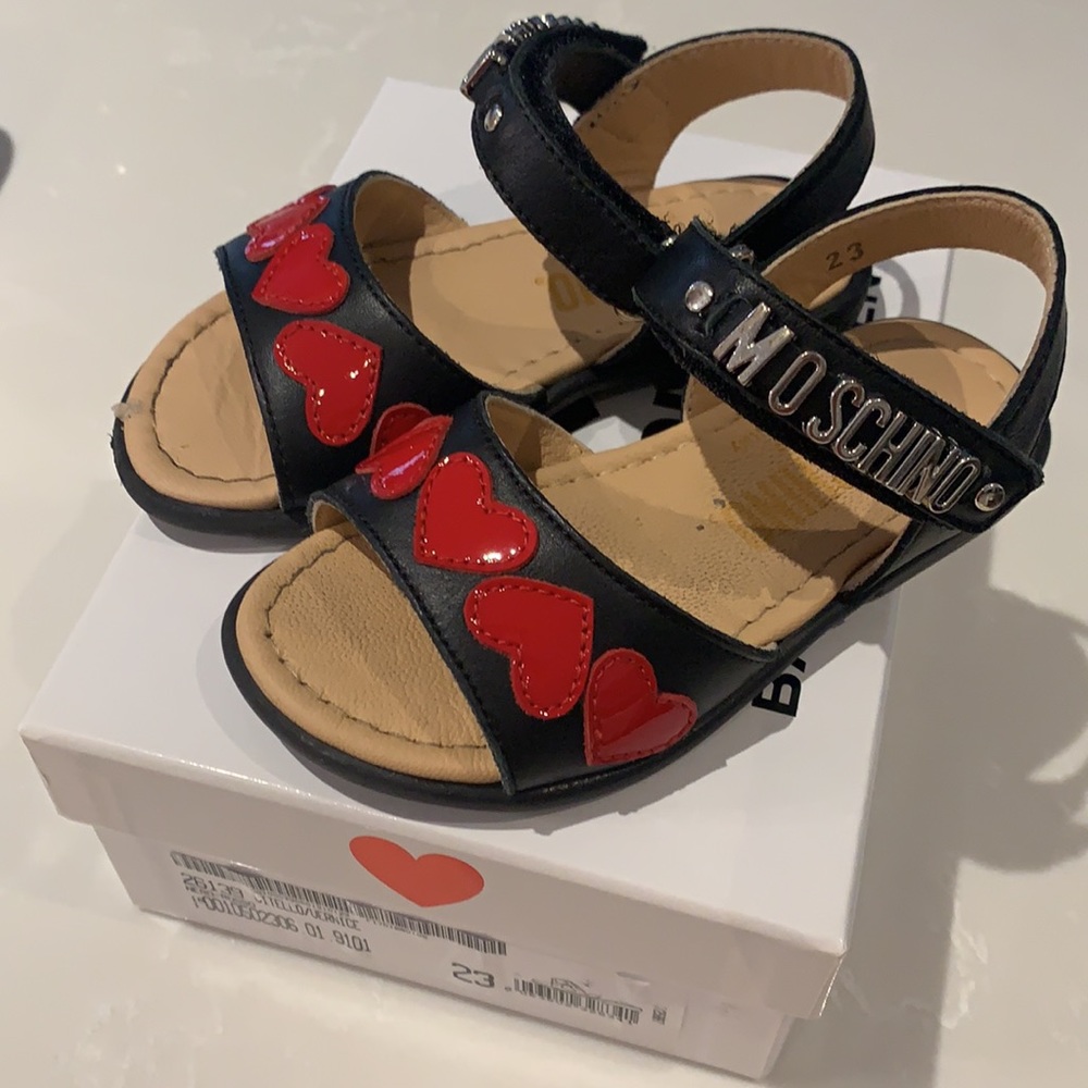Moschino heart sandals vitello/vernice in size 23